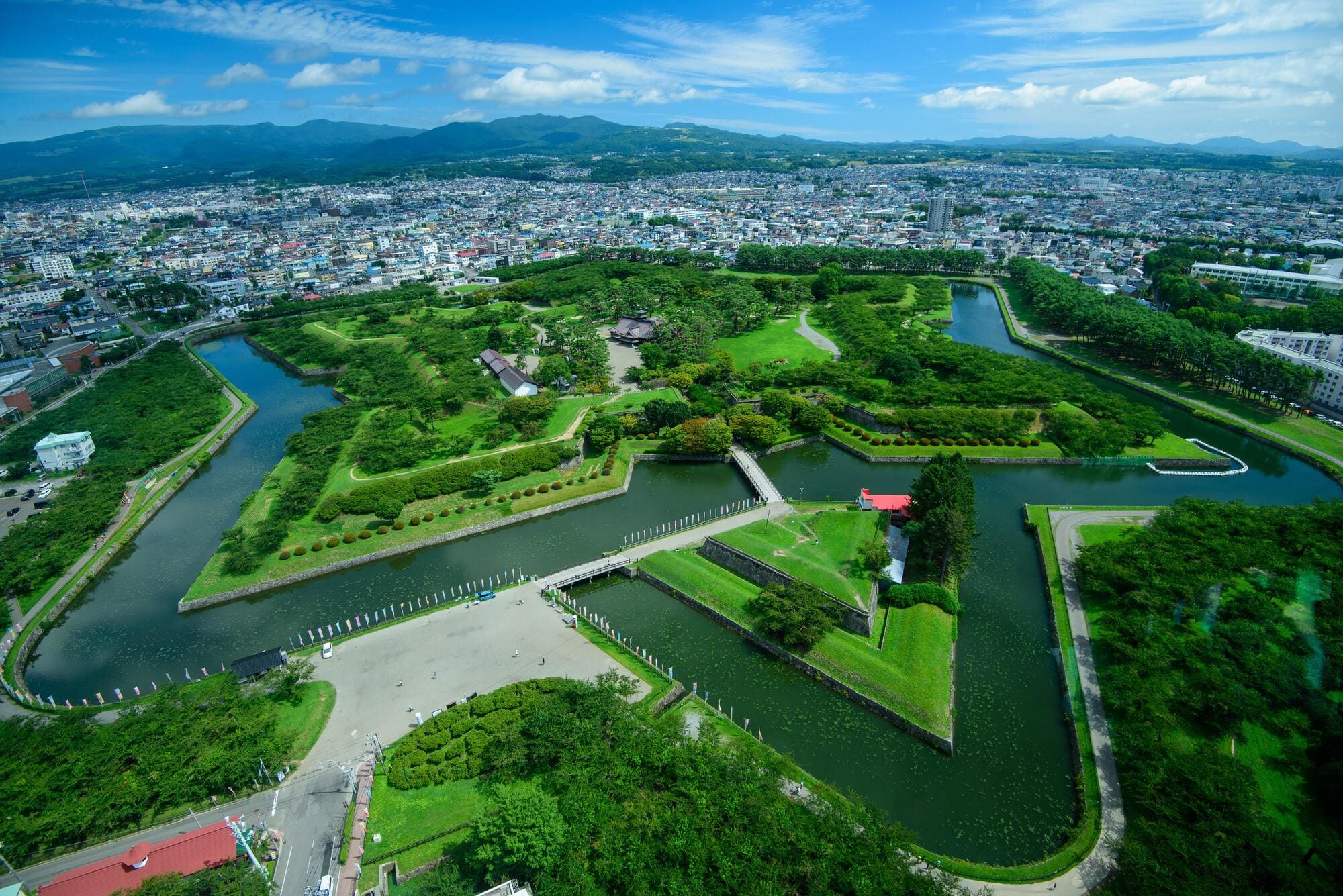 FAV 函館 — 函館市大手町 · 函館朝市徒歩30秒、キッチン付き客室の長期滞在型ホテル