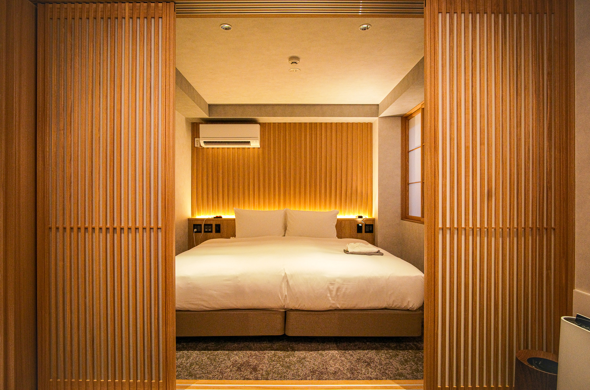 Miru Kyoto Gion — 京都・祇園白川 · 町家を改修した10室のデザインブティック