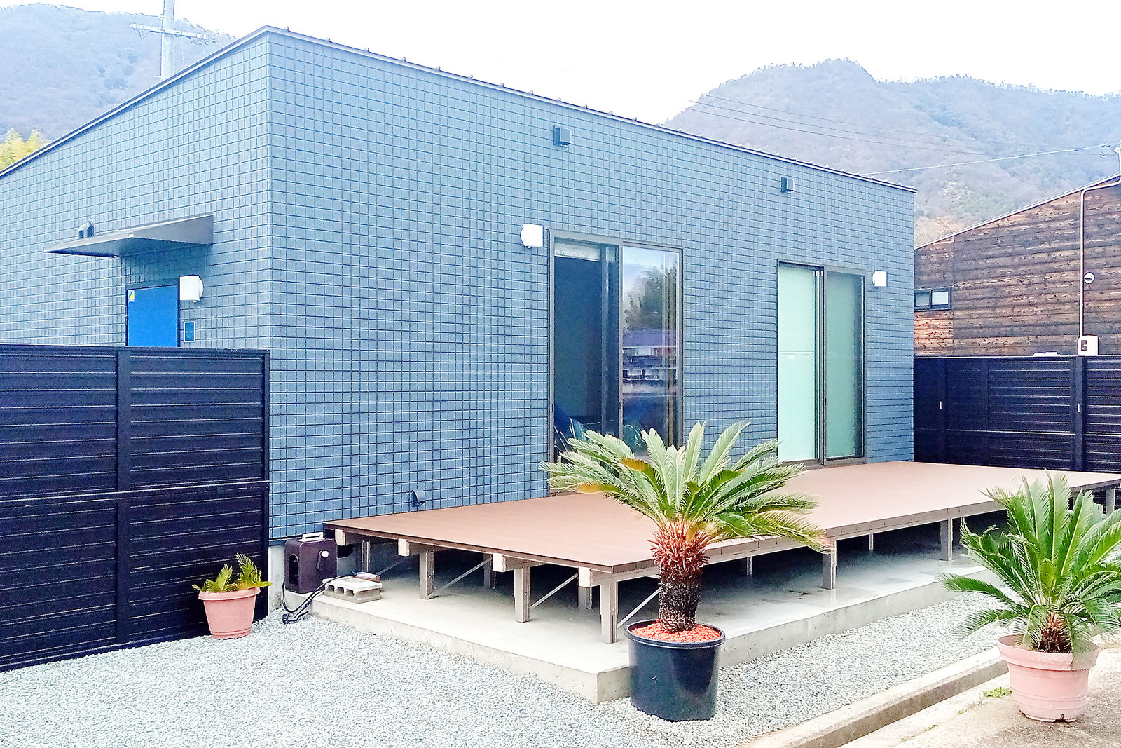 しまなみ海道COTTAGE Umimae — 尾道市瀬戸田・生口島 · 海前に建つ1日1組限定の貸切コテージ