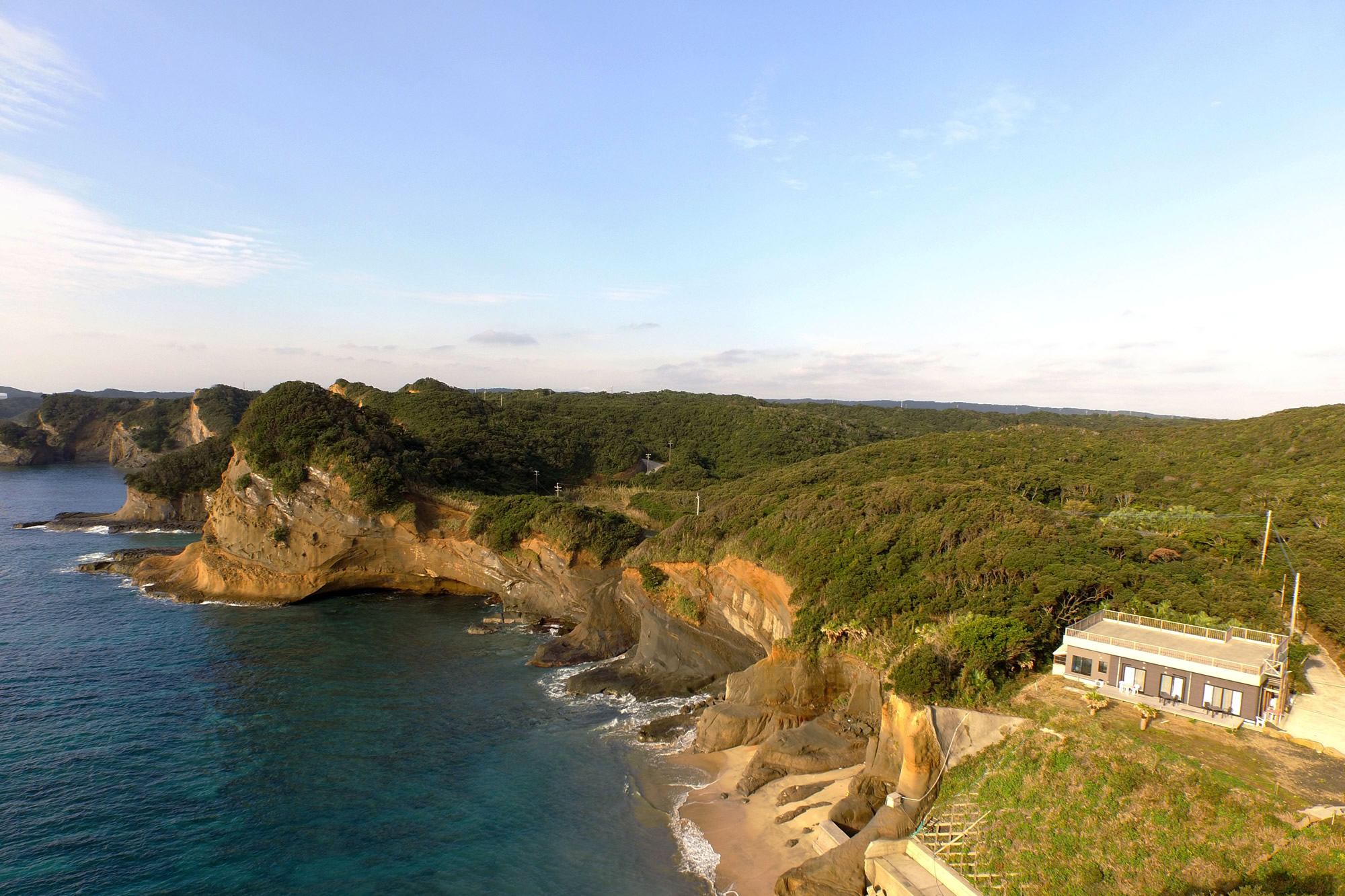 種子島湯治宿 恵美之湯 — 南種子町平山 · 海とロケット発射場を望む高台に建つ明治期からの湯治宿