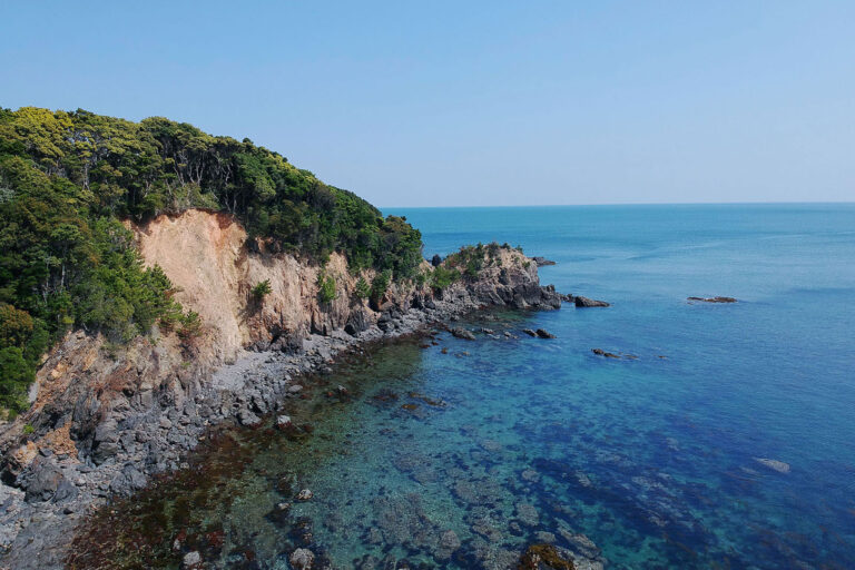 鳥羽の島と岬、答志島から相差まで伊勢湾口を望む宿6軒