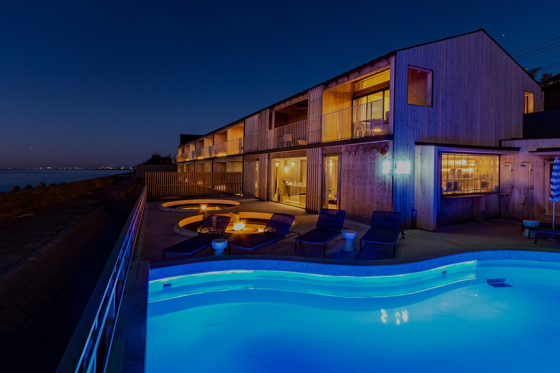 KAMOME SLOW HOTEL — 兵庫・淡路島西海岸 · 播磨灘に面した全室オーシャンビューの設計ホテル