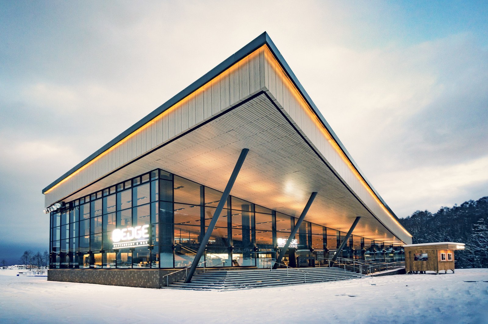 Park Hyatt Niseko HANAZONO — 北海道・倶知安町 · 羊蹄山を望むスキーイン・スキーアウトのラグジュアリーマウンテンリゾート