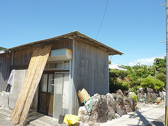 民宿 津留 — 与路島・与路集落 · 島で稼働する数少ない宿、与路港から徒歩約2分