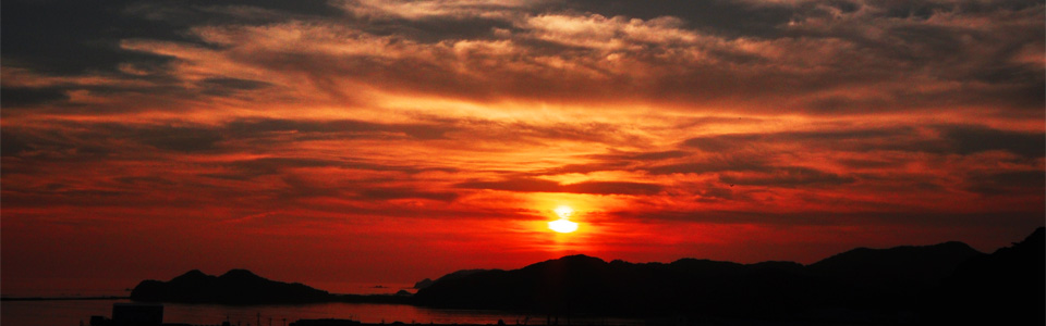 サンセット牛深 — 熊本・天草市牛深町 · 天草最南端の岬に沈む東シナ海の夕陽