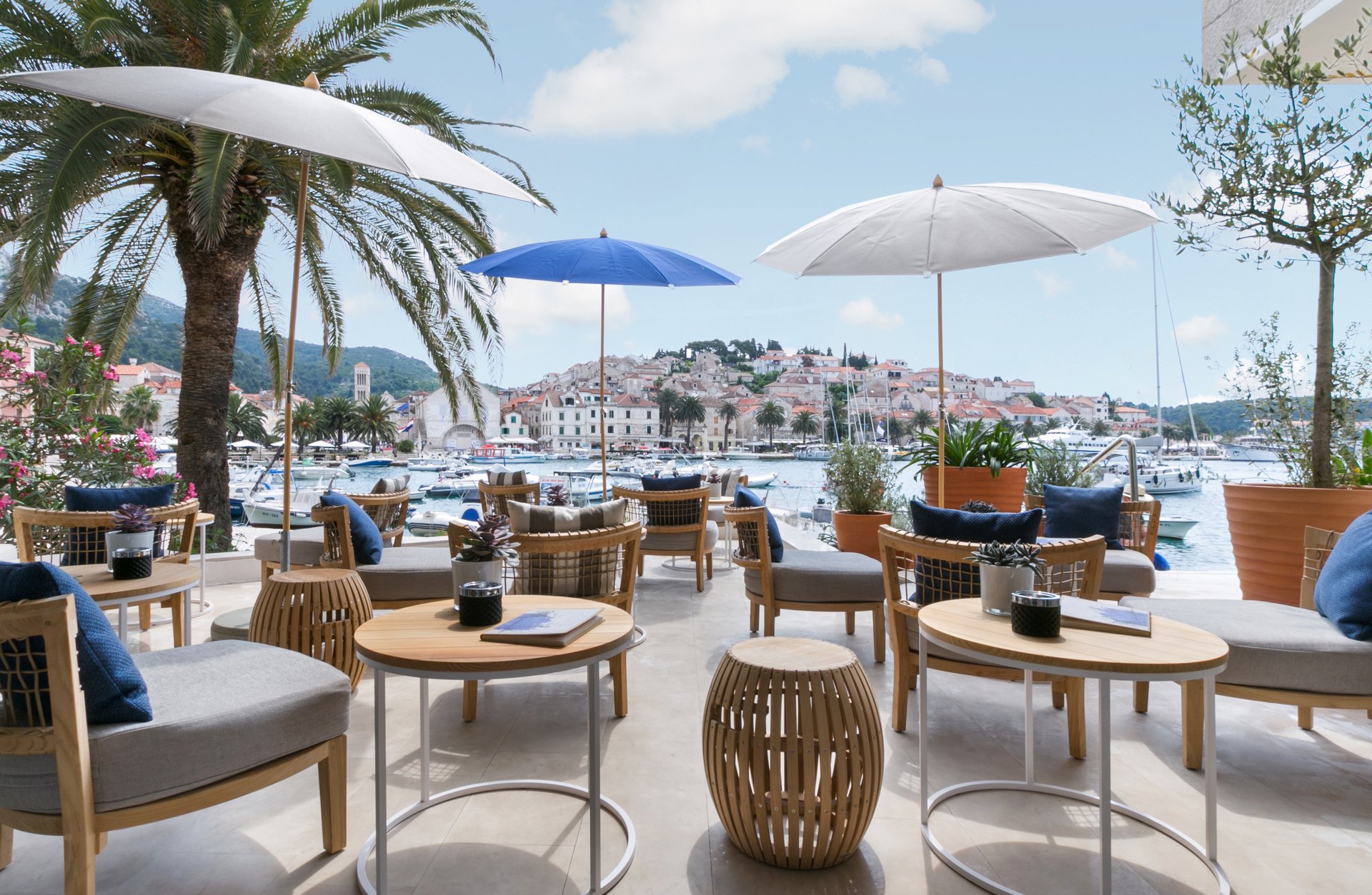 Hotel Adriana Hvar Spa — フヴァル・タウン港前 · 港のプロムナードに面しルーフトップ・プールを備えるスパホテル