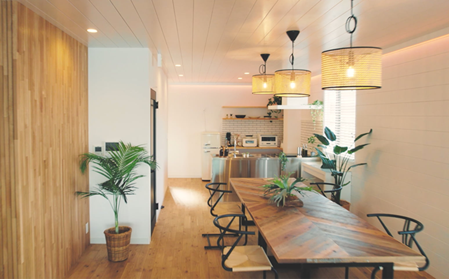 BAYSIDE VILLA the Loose — 南あわじ市福良 · 古民家をリノベーションした一棟貸しの客室