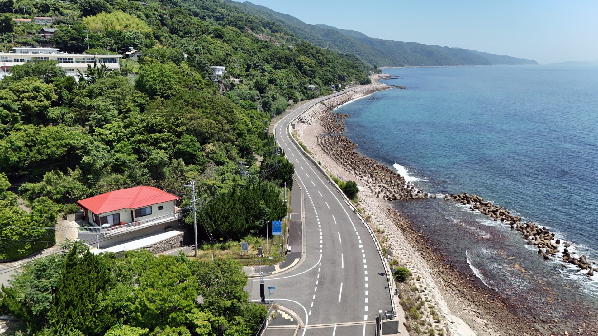 La maison du sud d'awaji — 淡路島灘海岸 · 沼島を望む南仏風の一棟貸し