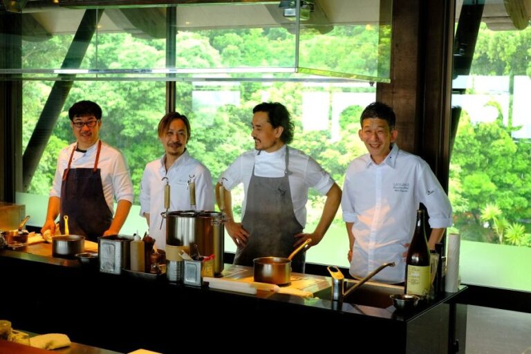 アプリを開かない数日を旅程に組む——AI時代の旅人が日本の海辺で「アナログな時間」を予約し始めた話