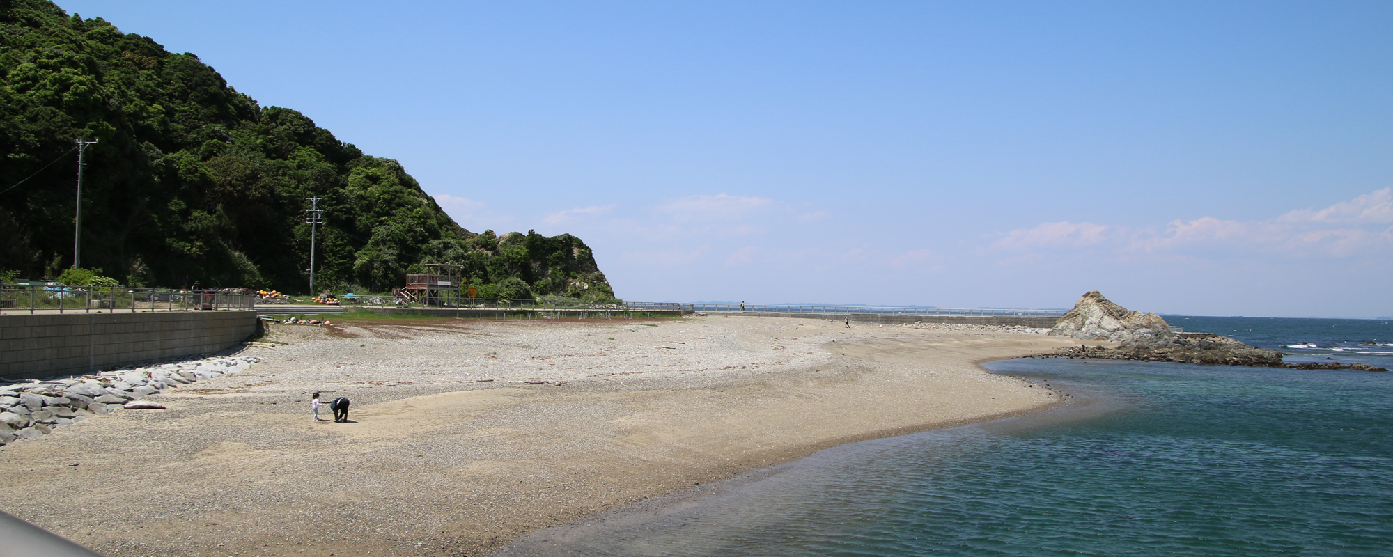 味覚の宿 定洋 — 鳥羽・答志島和具 · 島の渚と伊勢湾を望む海前の宿